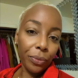 Meet your Posher, Sheena